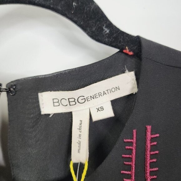NEW BCBGeneration Embroidered‎ Sheer Sleeve Shift Mini Dress Long Sleeve XS $108 - Picture 10 of 15